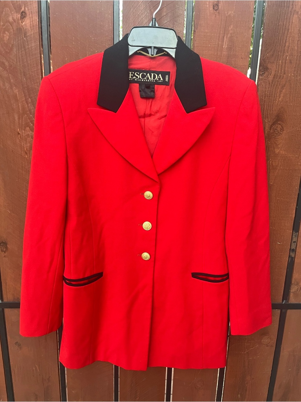 Escada Vintage red blazer with gold buttons size 40